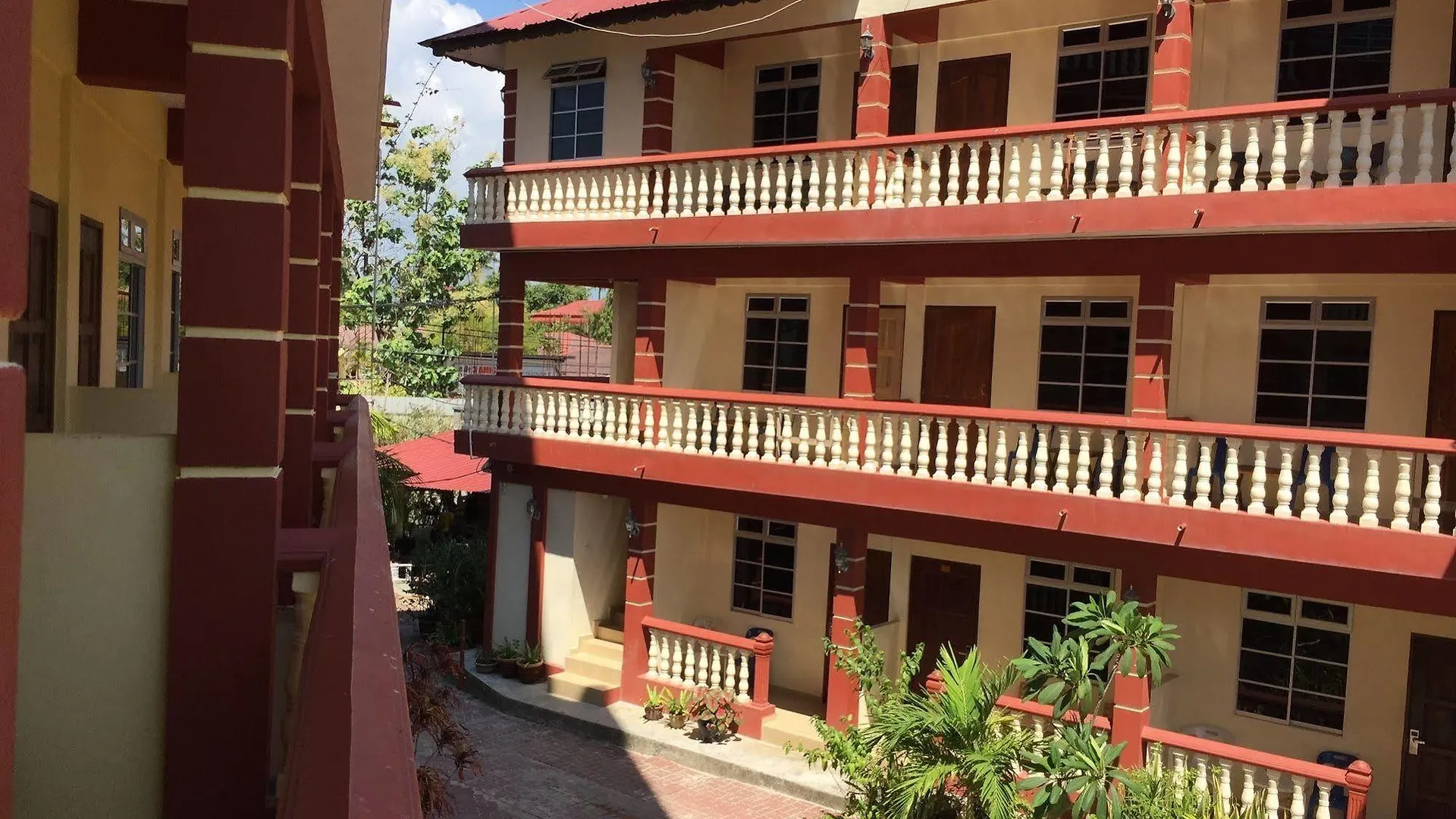 Melati Tanjong Motel Pantai Cenang